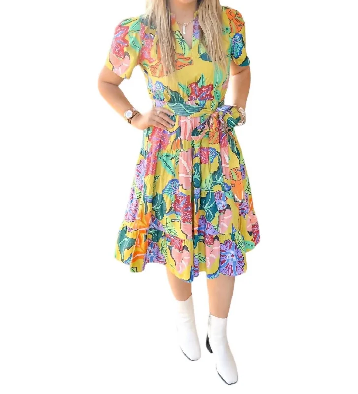 Yara Dress In Wild Flowers