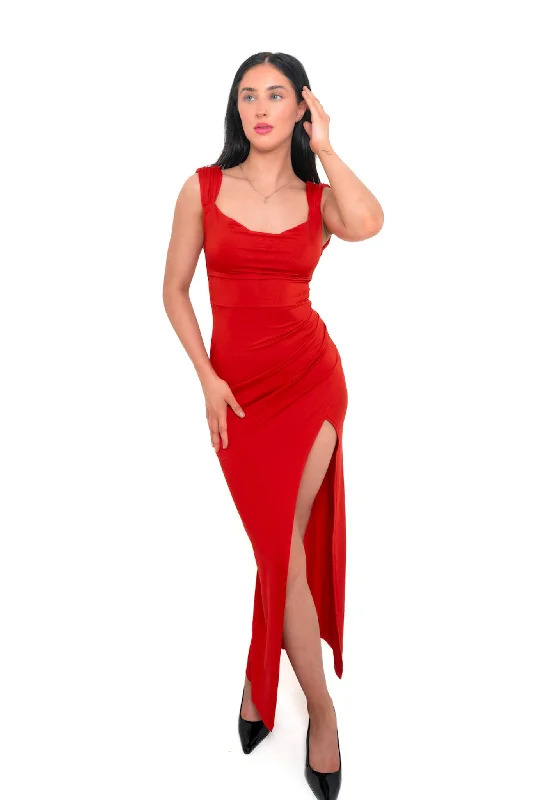 Deep Discounts Polly Midi Dress - Red