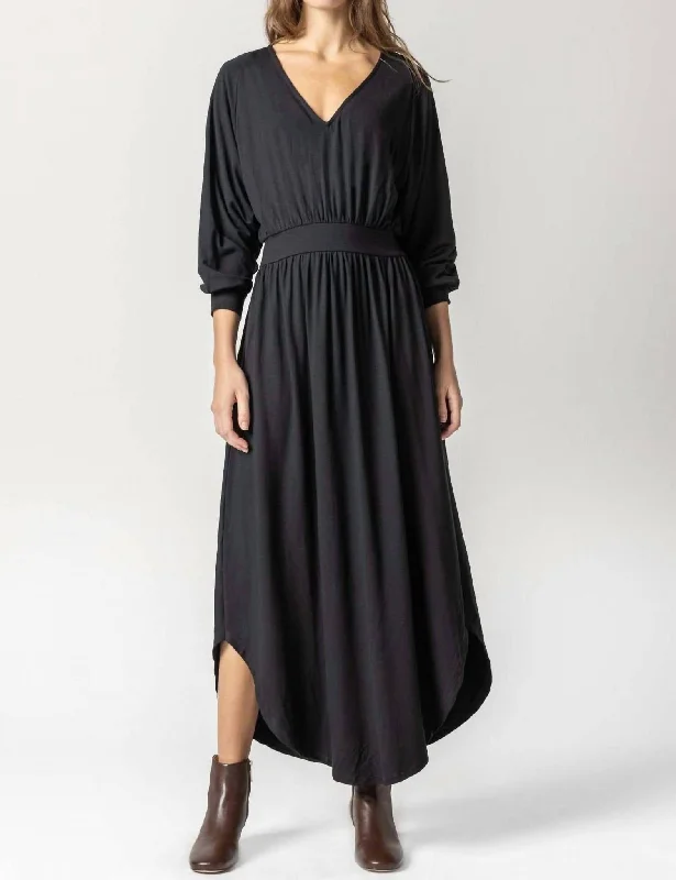 Full Sleeve V-Neck Maxi Dress In Black